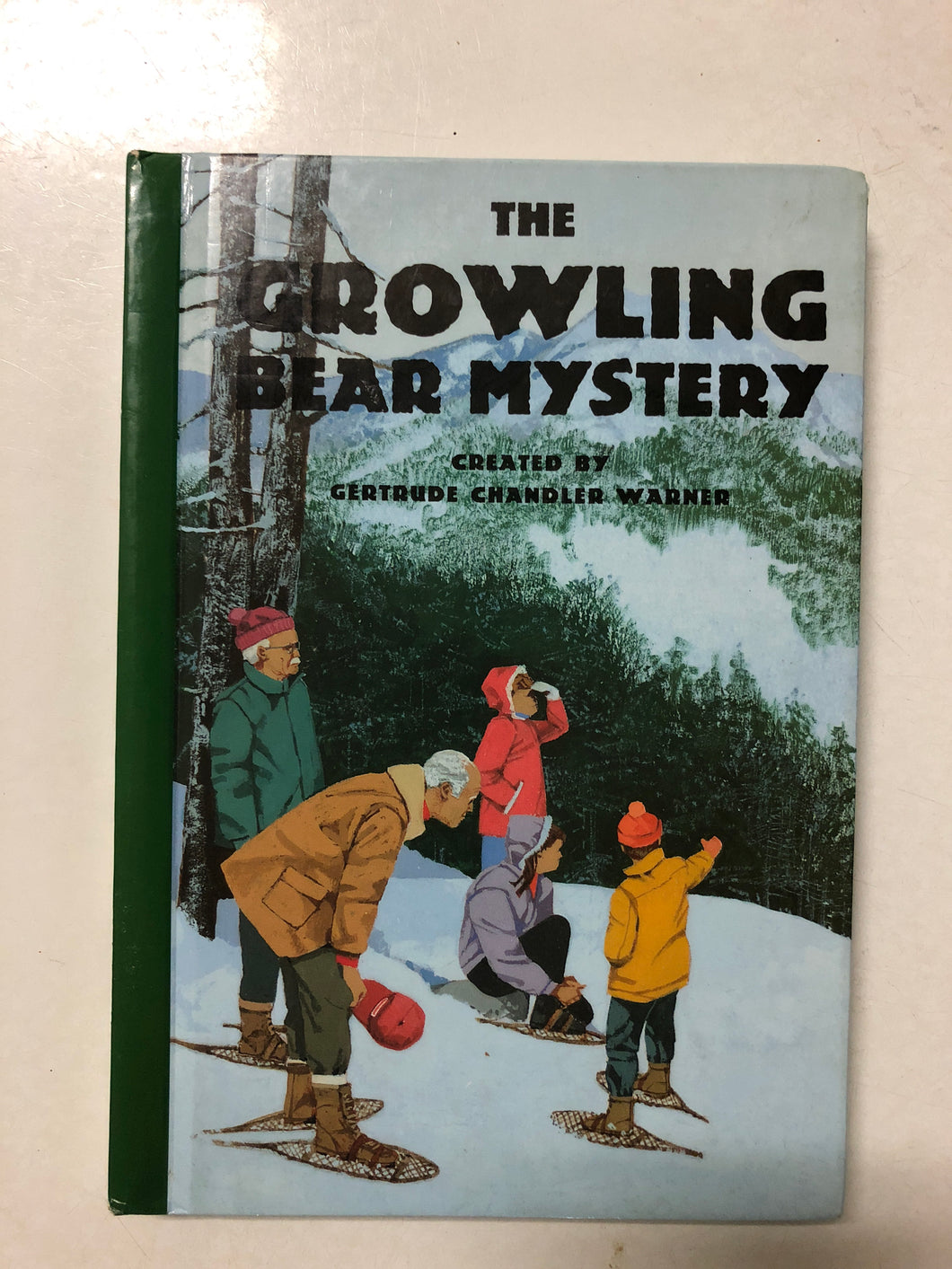The Growling Bear Mystery - Slick Cat Books 