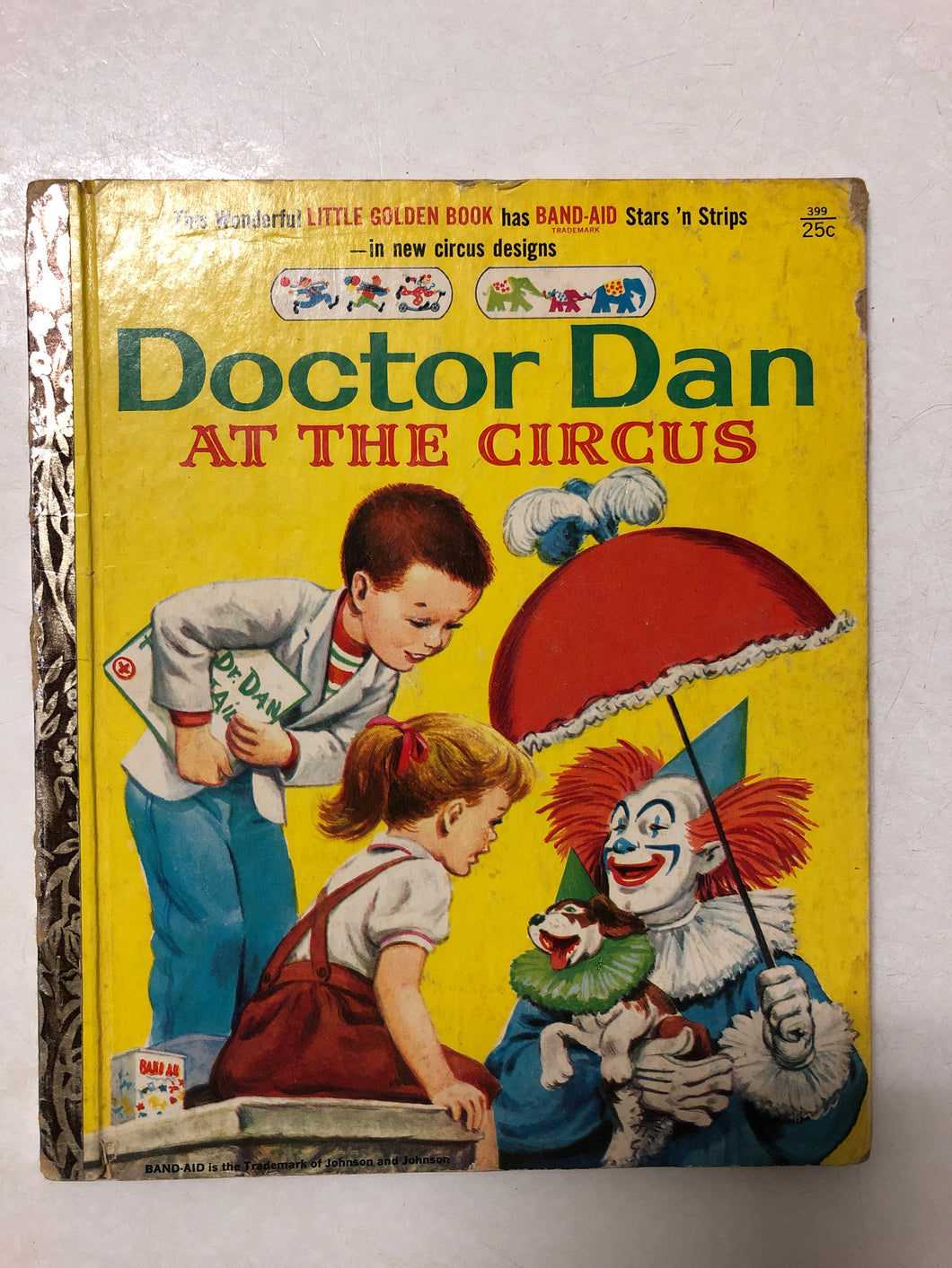 Doctor Dan At the Circus - Slick Cat Books 