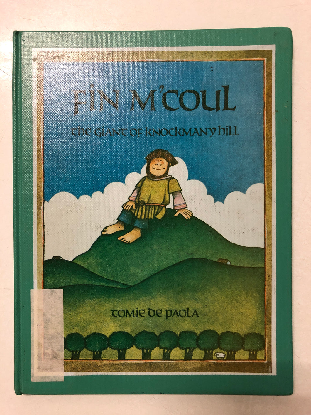 Fin M’Coul The Giant of Knockmany Hill - Slick Cat Books 